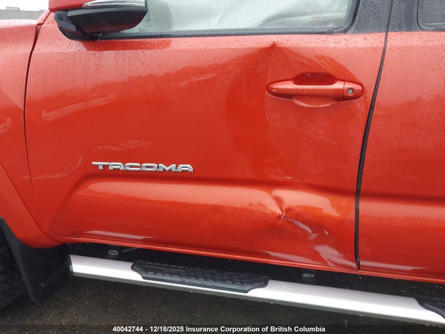 5TFDZ5BN0HX027246 Toyota Tacoma Dbl Cab/sr5/trd Sport/or