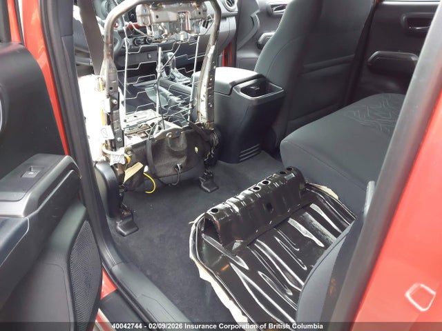 5TFDZ5BN0HX027246 Toyota Tacoma Dbl Cab/sr5/trd Sport/or
