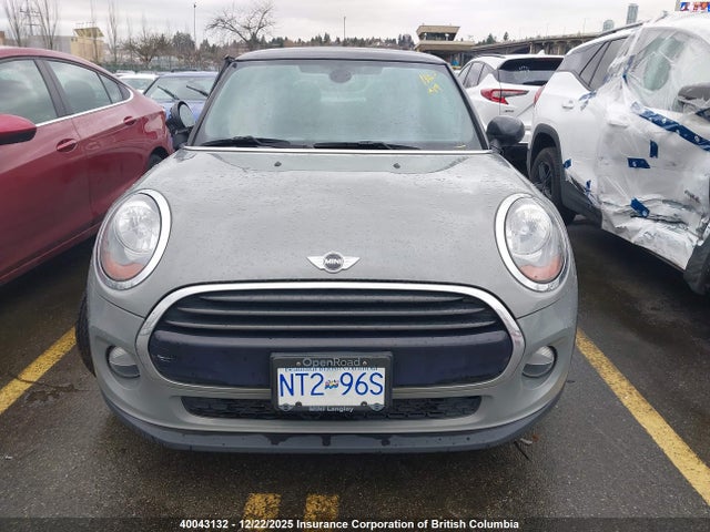 WMWXP5C58J2G62607 Mini Cooper