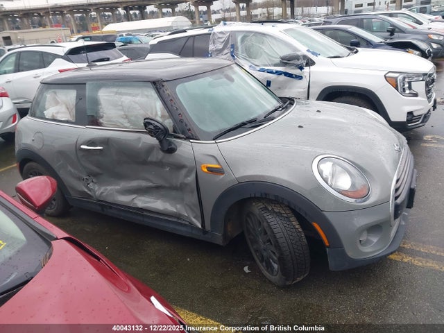WMWXP5C58J2G62607 Mini Cooper