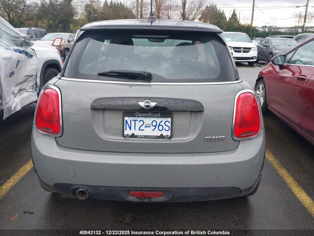 WMWXP5C58J2G62607 Mini Cooper