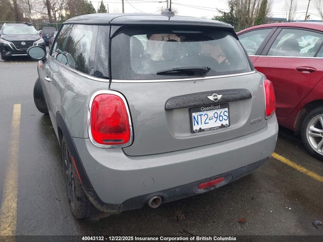 WMWXP5C58J2G62607 Mini Cooper