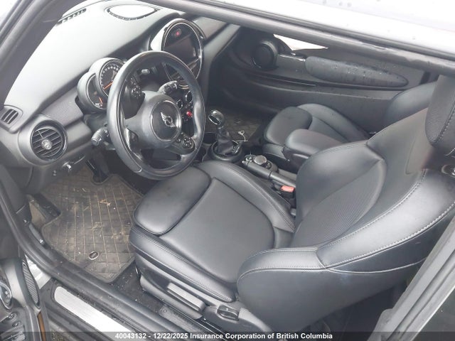 WMWXP5C58J2G62607 Mini Cooper