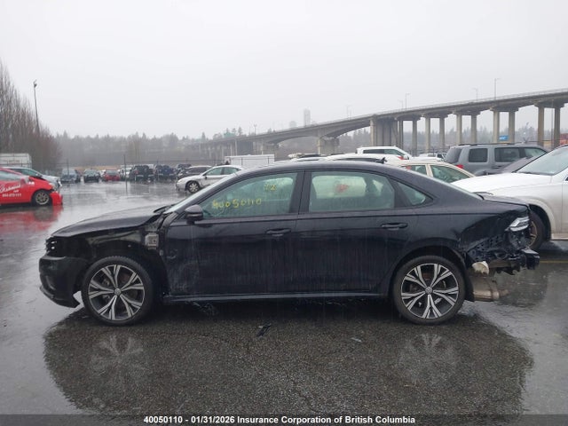 1VWBA7A38NC009359 Volkswagen Passat 2.0t Limited Edition
