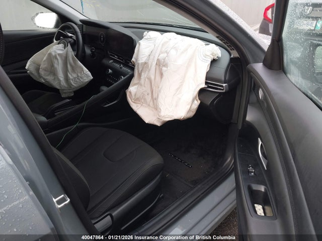 KMHLM4AGXPU373761 Hyundai ELANTRA SEL