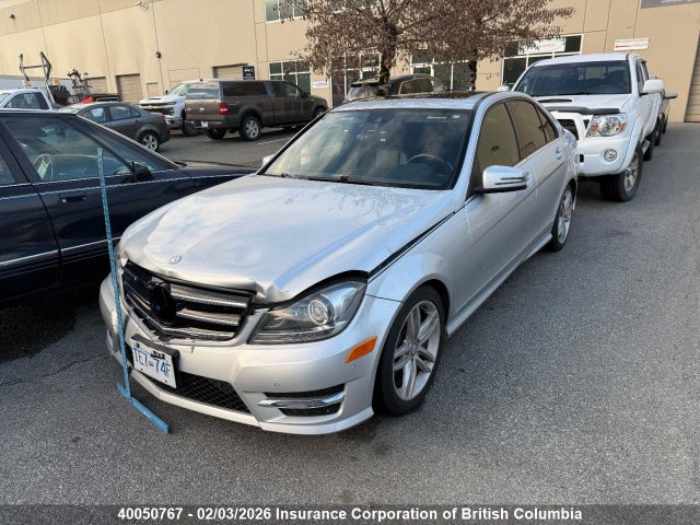 Mercedes-Benz C 300 4mati 2014 WDDGF8AB1EA913367 Image 13