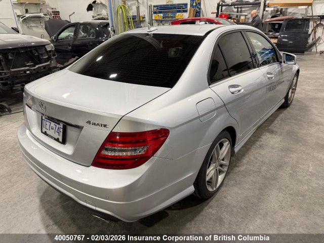 Mercedes-Benz C 300 4mati 2014 WDDGF8AB1EA913367 Image 3
