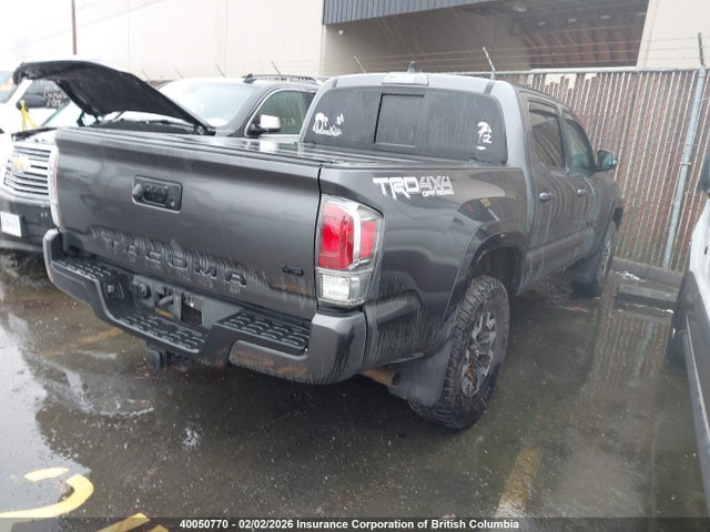 5TFCZ5AN1MX275092 Toyota Tacoma Nightshade