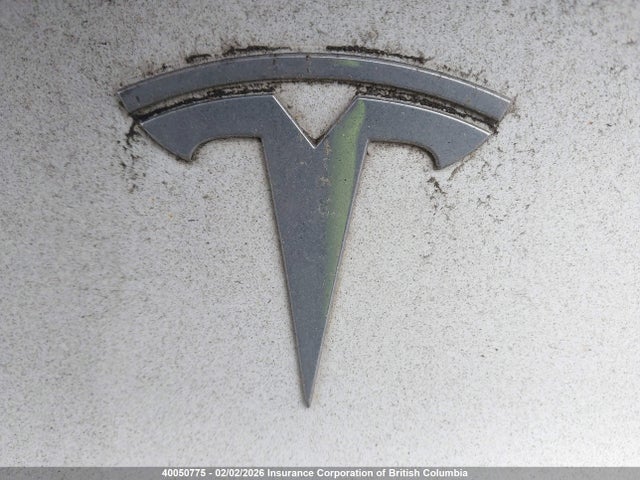 5YJ3E1EA8NF158617 Tesla MODEL 3
