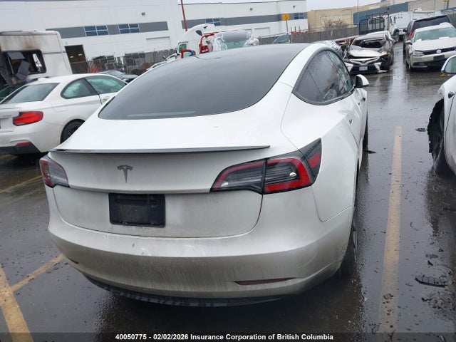 5YJ3E1EA8NF158617 Tesla MODEL 3