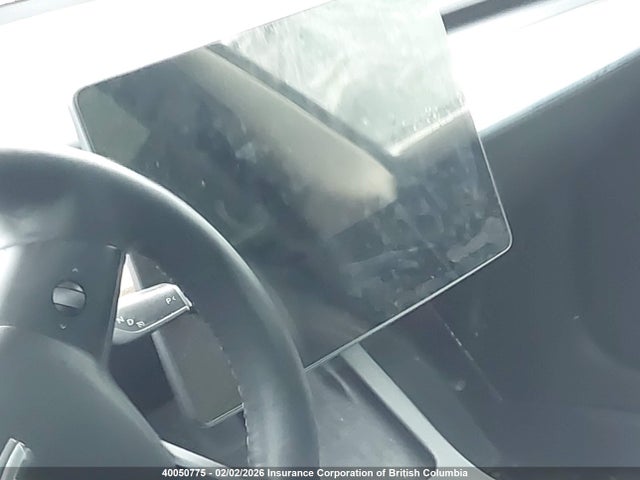 5YJ3E1EA8NF158617 Tesla MODEL 3