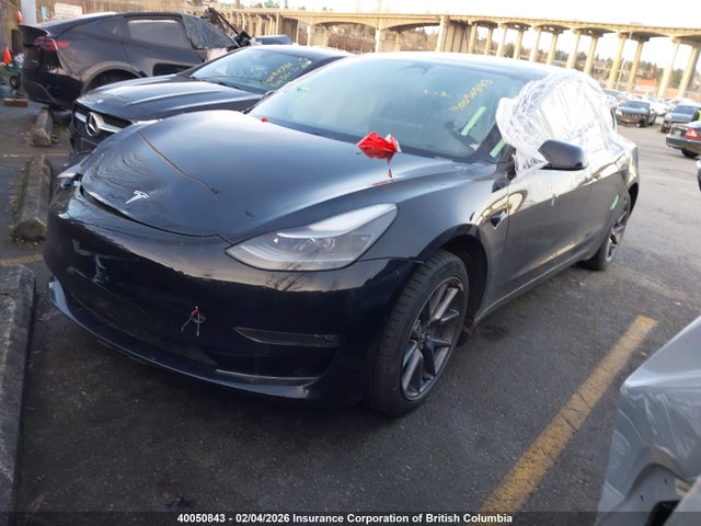 5YJ3E1EB3NF207523 Tesla MODEL 3