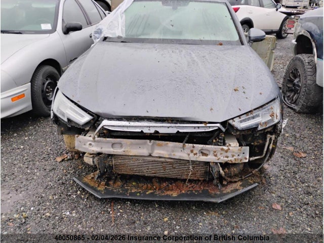 WAUCNAF44HN019998 Audi A4