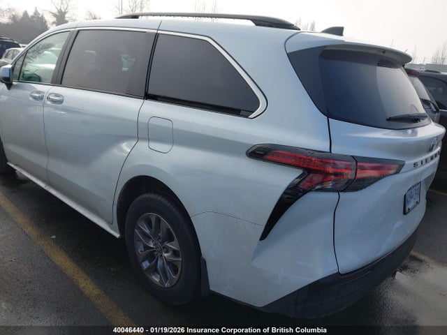 5TDGRKEC5NS108766 Toyota Sienna Le/xle/xse/limited/platinum