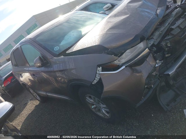 Mitsubishi Outlander Es 2017 JA4AZ2A38HZ600653 Image 14