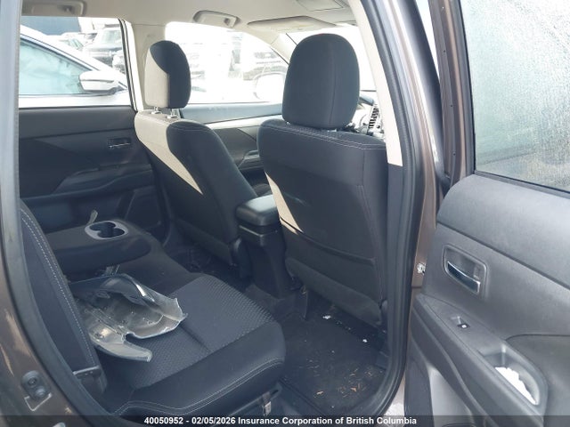 Mitsubishi Outlander Es 2017 JA4AZ2A38HZ600653 Image 8