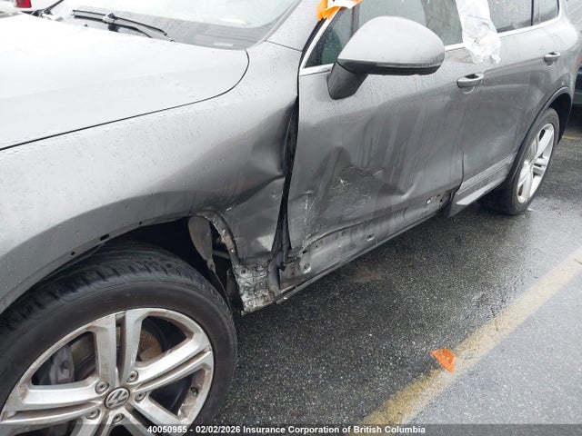 WVGDF9BP8FD005619 Volkswagen TOUAREG V6