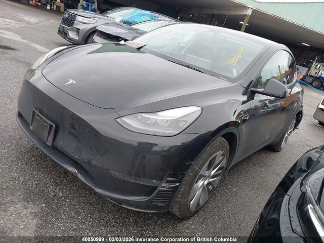 2023 Tesla Model Y მანქანა იყიდება აუქციონზე, vin: LRWYGDEE2PC230106, აუქციონის ნომერი: 40050999