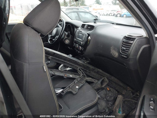 KIA Soul 2014 KNDJP3A55E7059460 Image 5