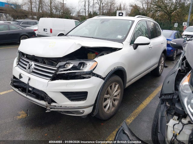 WVGEF9BP5FD003539 Volkswagen Touareg