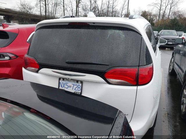 Chrysler Pacifica Limited 2020 2C4RC1GG3LR185761 Image 17