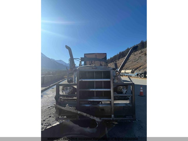 Peterbilt 389 2024 1XPXD49X2RD669384 Image 21