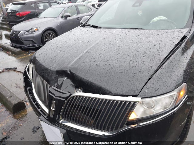 Lincoln MKT 2014 2LMHJ5NK6EBL54523 Image 10