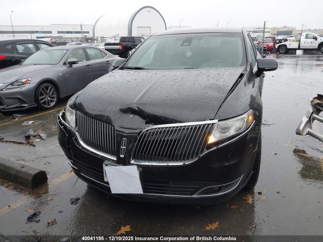 Lincoln MKT 2014 2LMHJ5NK6EBL54523 Image 12