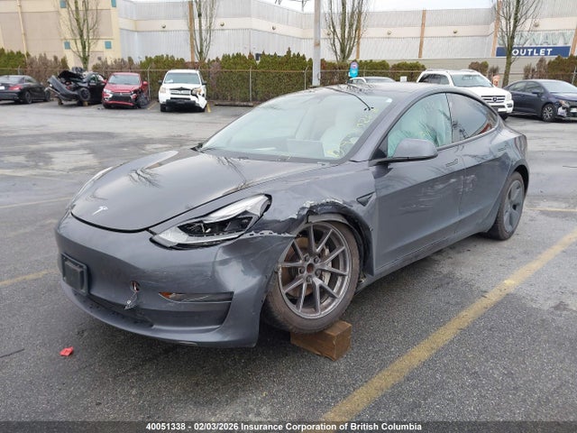 5YJ3E1EA4MF028817 Tesla MODEL 3