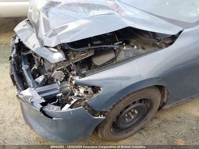 JM1BPBLM8R1655240 Mazda 3 Preferred