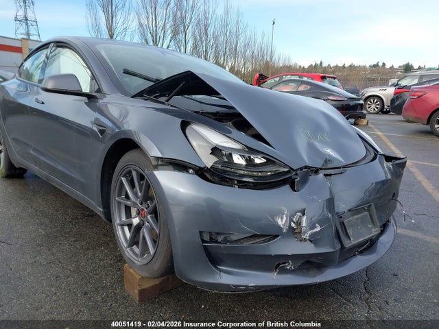 5YJ3E1EB2PF701701 Tesla MODEL 3