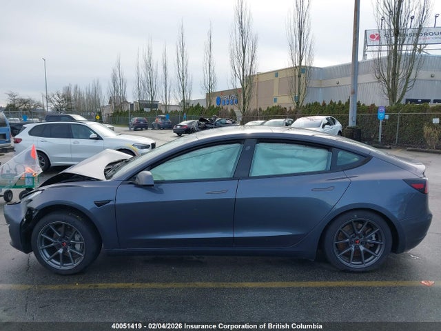 5YJ3E1EB2PF701701 Tesla MODEL 3