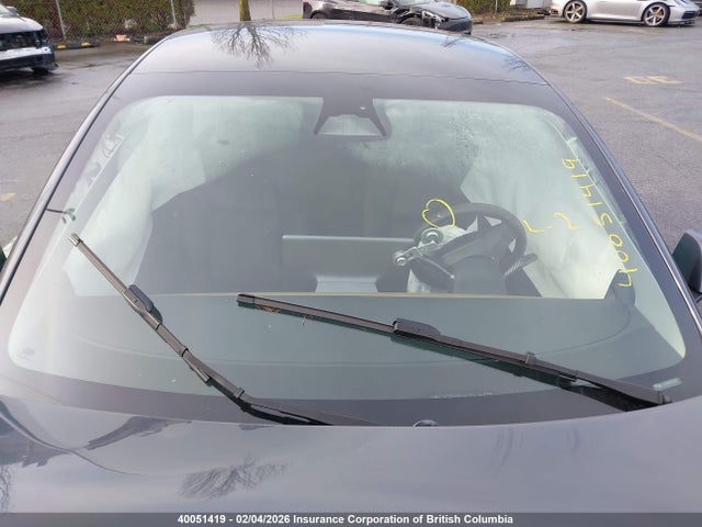 5YJ3E1EB2PF701701 Tesla MODEL 3