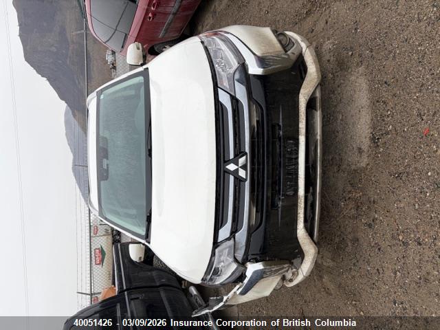 JA4J24A57JZ620335 Mitsubishi Outlander Se/gt