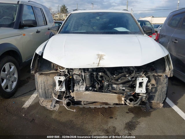 WA1AUCF35R1138730 Audi Q3