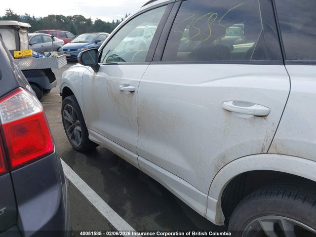WA1AUCF35R1138730 Audi Q3