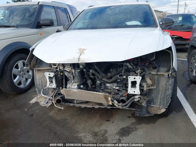 WA1AUCF35R1138730 Audi Q3