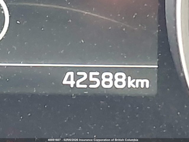 KNDNB5H3XR6425781 KIA Carnival Lx
