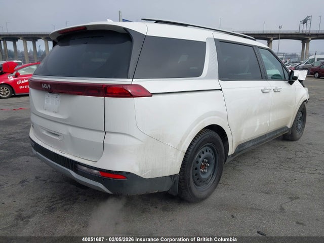 KNDNB5H3XR6425781 KIA Carnival Lx