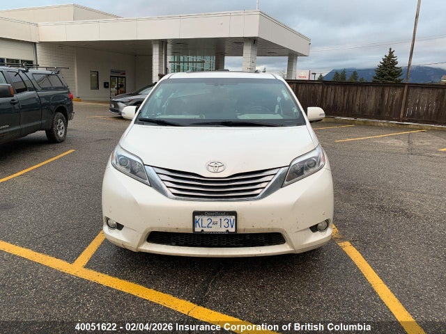 5TDDZ3DC4HS171663 Toyota Sienna Xle/limited
