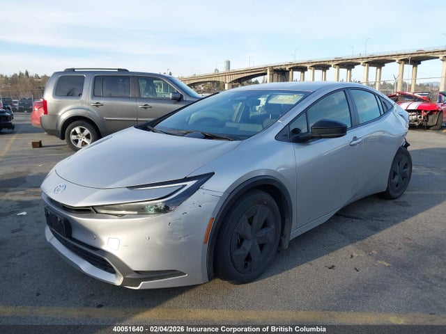 JTDACACU5R3020904 Toyota Prius