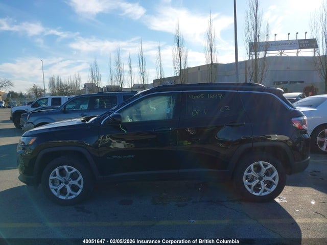 Jeep Compass Latitude 2025 3C4NJDBN1ST566094 Image 15