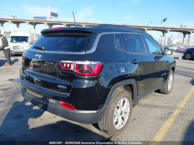 Jeep Compass Latitude 2025 3C4NJDBN1ST566094 Image 4