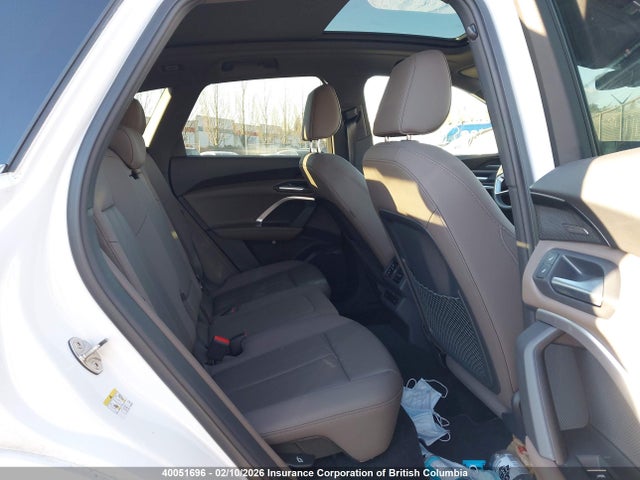 WA12AAGU5S2021996 Audi Q5 Premium Plus