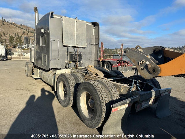 1XPXD49X4JD481342 Peterbilt 389