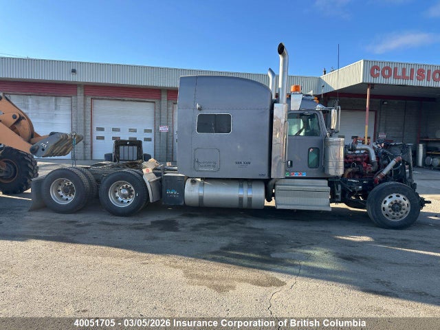 1XPXD49X4JD481342 Peterbilt 389