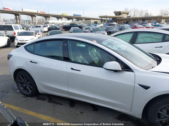 5YJ3E1EA1NF157339 Tesla MODEL 3