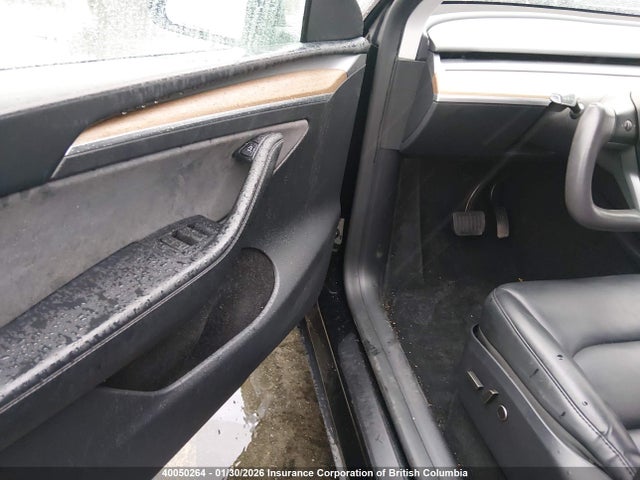7SAYGAEE1RF070357 Tesla Model Y