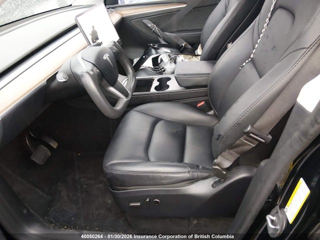 7SAYGAEE1RF070357 Tesla Model Y