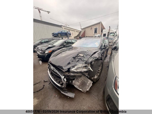 Tesla MODEL S 2015 5YJSA1E28FF114862 Image 2
